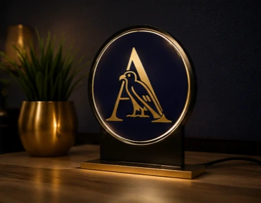 Aligned logo display